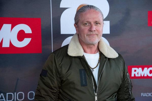 Fostul internaţional Emmanuel Petit, mesaj dur la adresa protestatarilor din Franţa