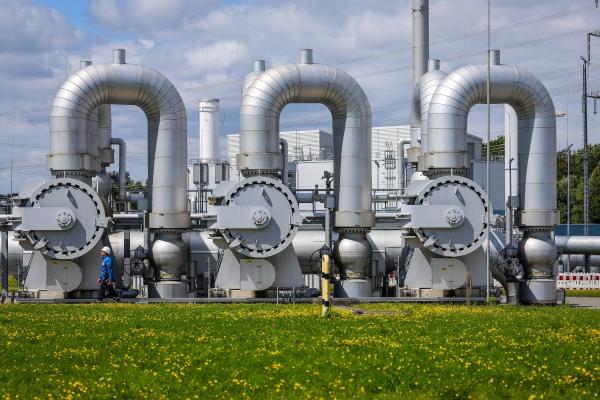 Prețul gazelor a depășit 100 de euro pe MWh. De ce nici sfârșitul războiului nu ar aduce ieftiniri