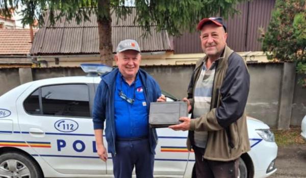Gest de omenie în Alba: Un șofer a găsit 26.000 de lei și i-a predat Poliției. Cum au fost pierduți banii