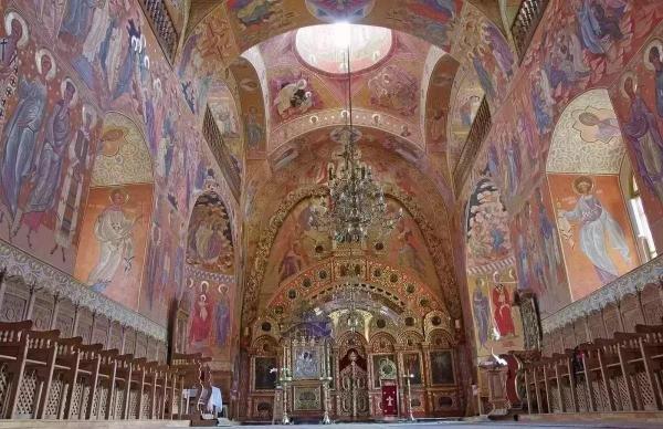 Sfinţii Apelie, Stahie, Amplie, Urban, Aristobul şi Narcis sunt prăznuiţi pe 31 octombrie