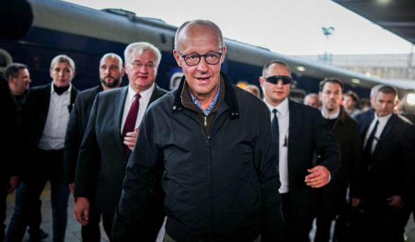 Merz, vizită neanunţată la Kiev. "Puteţi conta pe ajutorul nostru", mesajul cancelarului pentru Zelenski