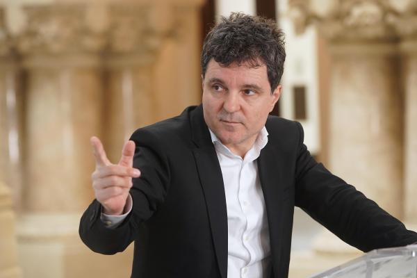Nicușor Dan critică gesturile susținătorilor lui Călin Georgescu la adresa lui CTP: "Inacceptabile"
