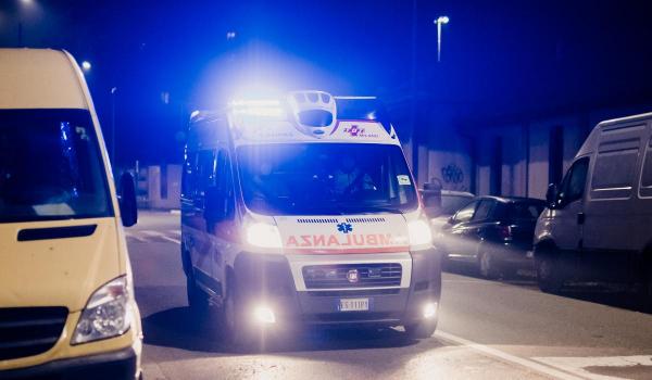Un român de 39 de ani a murit în Italia, după ce motocicleta pe care se afla a derapat și s-a izbit de un zid