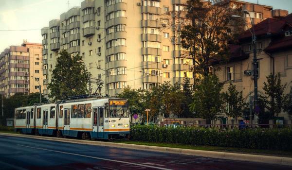 Apartament de 95.000 € în București, cumpărat de o tânără fără credit. Străinii, uimiţi: "Ar trebui să mă mut"