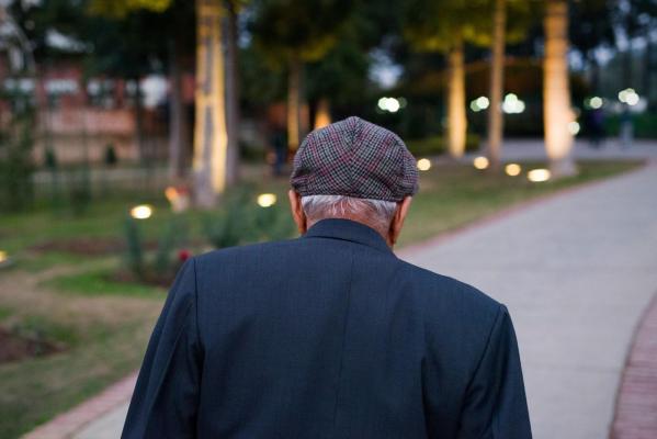 Un pensionar din UK a ridicat un imperiu al drogurilor cu banii câştigaţi la Loto. Cum a fost prins