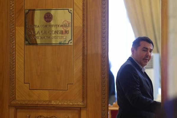 Gheorghe Stan şi-a luat concediu pentru că a devenit tată. Ipoteze privind pensiile magistraţilor la CCR