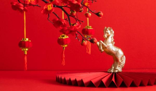 Începe Anul Nou chinezesc 2026. Ce semnificaţie are Calul de Foc