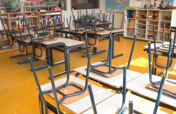 Cursuri online şi în judeţele Vrancea, Galaţi şi Brăila, Giurgiu din cauza ninsorilor abundente