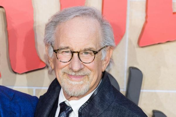 Steven Spielberg devine al 22-lea artist din istorie care intră în clubul select EGOT