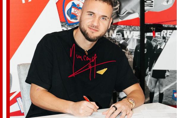 George Puşcaş a fost prezentat oficial drept noul atacant al echipei Dinamo Bucureşti