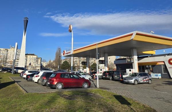 Patru benzinării "reper pentru oraş" riscă să se închidă la Constanţa. Care este motivul şi ce spune Rompetrol
