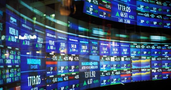 România se împrumută de pe pieţele externe după ce a aprobat reforme pentru reducerea deficitului - Bloomberg