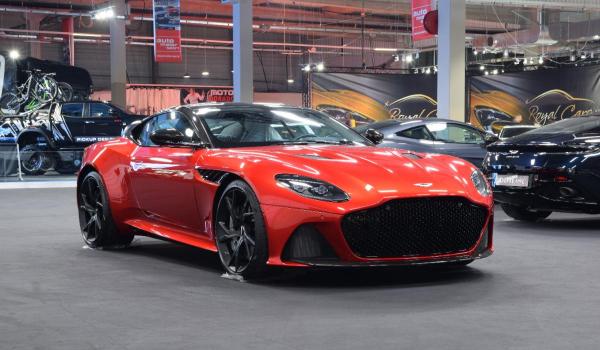 Un producător auto de lux face concedieri masive din cauza tarifelor SUA şi a scăderii cererii din China