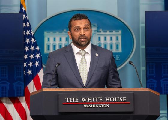 Directorul FBI a concediat agenți care au investigat cazul lui Donald Trump