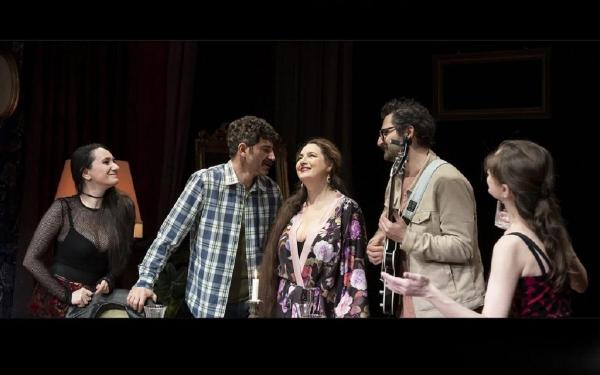 Piesa de teatru "Doamne fereşte!" se joacă vineri, 6 februarie, la Teatrul Evreiesc de Stat din Bucureşti