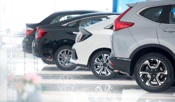 Înmatriculările de maşini noi au scăzut cu 33% în ianuarie. Care sunt cele mai căutate modele