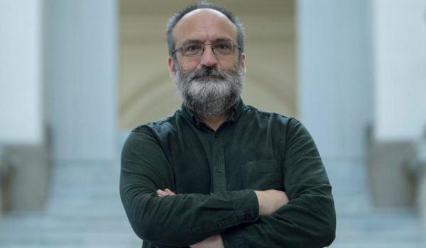 A murit jurnalistul Victor Kapra