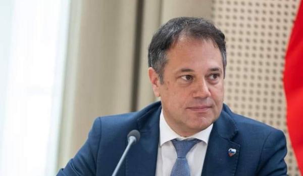 Slovenia vrea să interzică accesul copiilor sub 15 ani la rețelele sociale