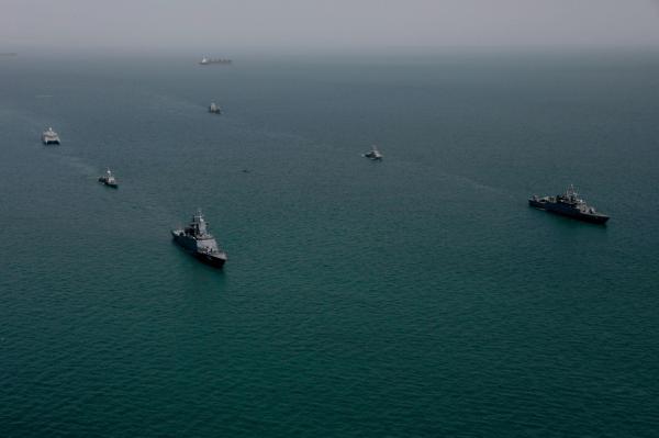 Strâmtoarea Ormuz, aproape blocată. FT: Exporturile de gaz încetinesc, piețele europene anticipează scumpiri