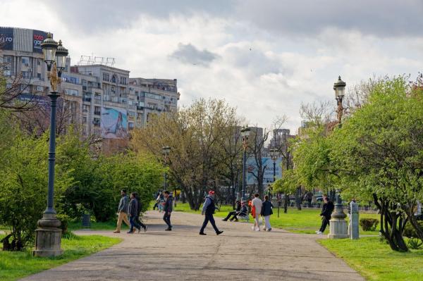 Cum va fi vremea de Florii. Prognoza meteo pentru următoarele patru săptămâni
