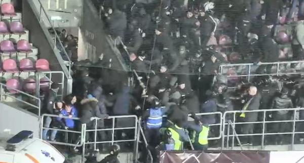 Percheziţii la liderul galeriei Petrolului Ploieşti', după violențele de la meciul cu Rapid