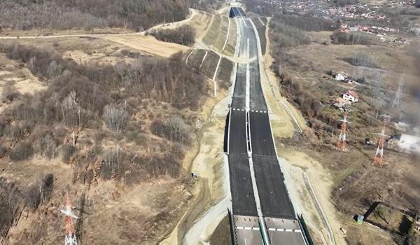 Cum avansează lucrările pe Secțiunea Cornetu-Tigveni a Autostrăzii Sibiu-Pitești. Anunțul directorului CNAIR