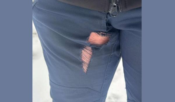 Poliţiştii reclamă "calitatea îndoielnică" a noilor uniforme. Europol: Pantalonii, buni dacă nu sunt purtaţi