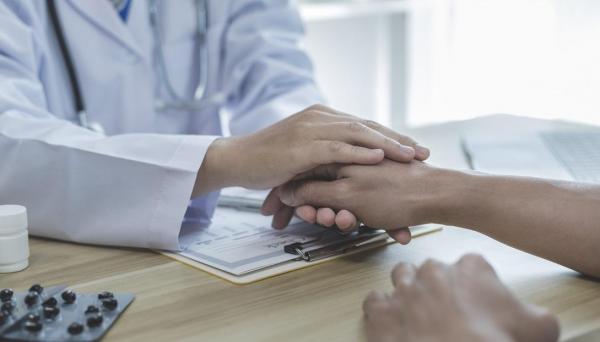 Psihiatru din Marsilia, condamnat la 20 de ani de închisoare după ce a violat trei paciente