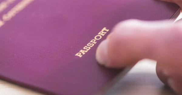 Ce cuvinte trebuie să eviţi la controlul paşaportului. Unele "glumiţe" nevinovate te duc la interogatoriu