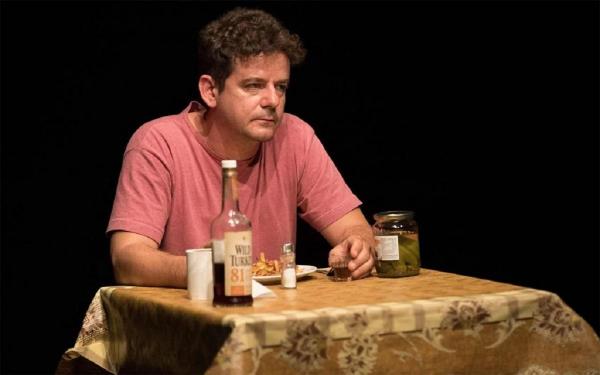 Piesa de teatru "Dumnezeul de a doua zi" se joacă marţi, 17 martie, la Teatrul Metropolis din Bucureşti