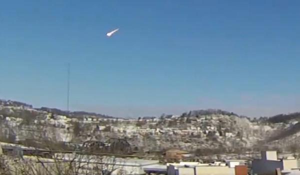 Momentul în care un meteorit de 7 tone se prăbuşeşte în SUA. Explozie echivalentă cu 250 de tone de TNT