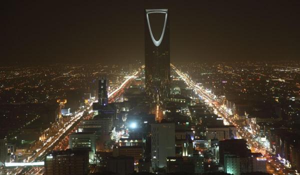 Cum părăsesc bogaţii zona Golfului, pe fondul atacurilor iraniene. Zborurile ajung şi la 350.000 de dolari