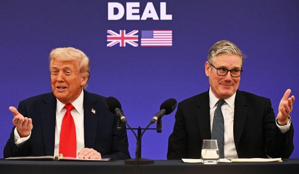 Donald Trump, "foarte dezamăgit" de premierul Marii Britanii: "Nu s-a mai întâmplat între țările noastre"