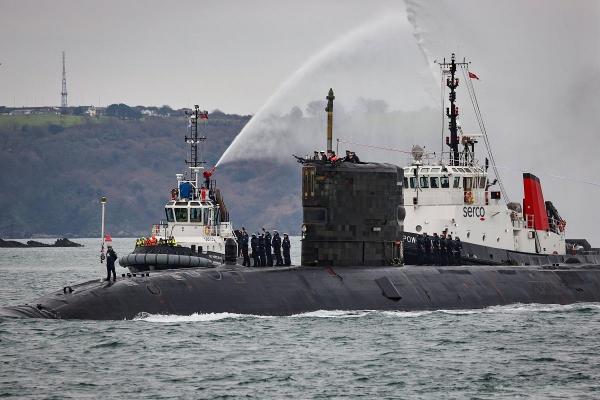 Româncă arestată în Marea Britanie pentru că ar fi încercat să pătrundă într-o bază nucleară