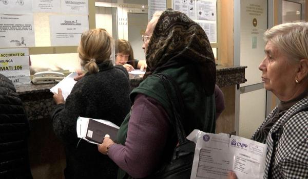 INS: Pensiile au crescut, dar discrepanţele dintre zonele tării rămân mari. Care este câştigul mediu lunar