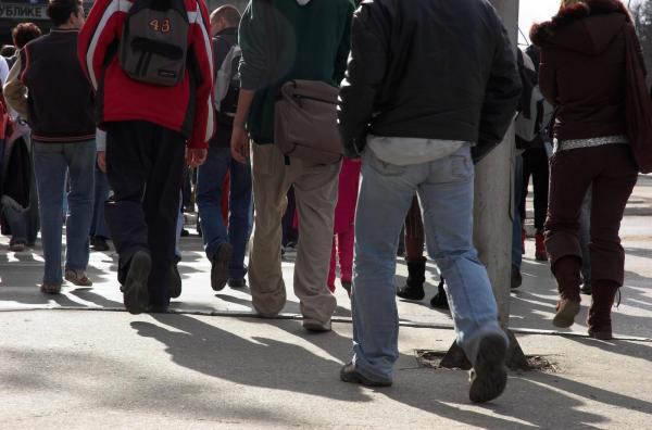 Sondaj INSCOP: 46% dintre români vor renunțarea la schimbarea orei