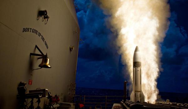 Industria de apărare a SUA, chemată la Casa Albă, pe fondul reducerii puternice a stocului de arme şi muniţii