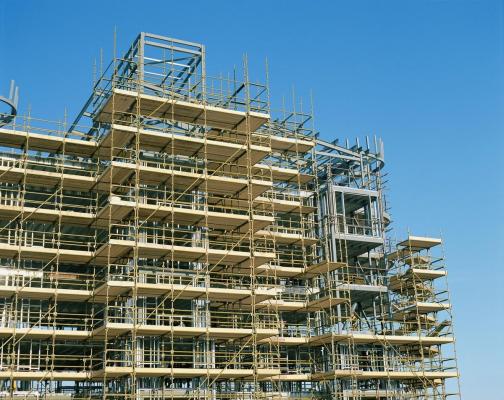 Mulţi români caută să-şi cumpere apartamente în blocuri cât mai nou construite