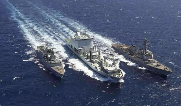 Statele Unite au anunţat că au scufundat peste 30 de nave iraniene de la începutul războiului