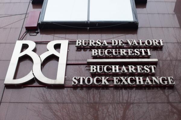 Bursa de Valori București a deschis ședința de luni pe roşu. Scăderi pe toți indicii încă din primele minute