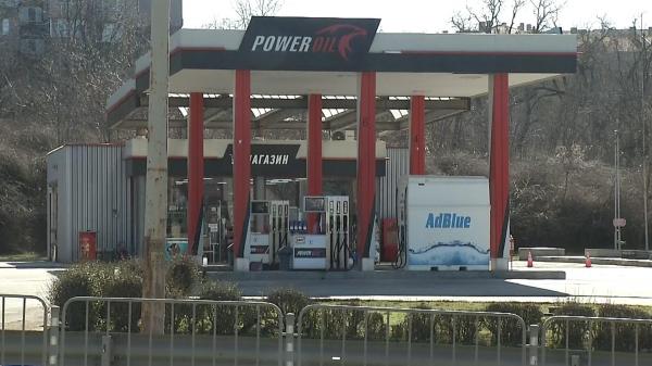 Carburanții ar putea depăși 10 lei litrul în doar câteva zile. Cel mai negru scenariu: motorina 12 lei