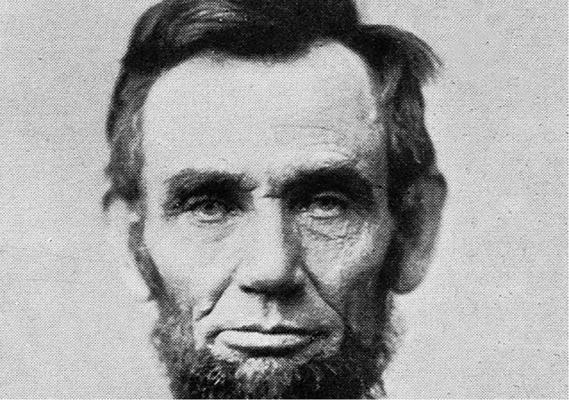 Pe 14 aprilie 1865, preşedintele american Abraham Lincoln a fost împuşcat de John Wilkes Booth