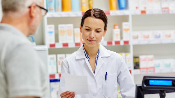 Creșterea accelerată a bolilor hepatice aduc farmaciile moderne în prima linie a prevenției