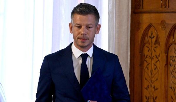 Peter Magyar acuză că se distrug documente sensibile, înainte de plecarea Guvernului Orban