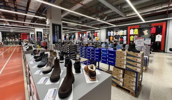 Dispare un mare lanț de magazine din România