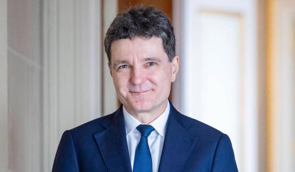 Reacţia lui Nicuşor Dan, după ce Coiful de la Coţofeneşti şi brăţările dacice au fost recuperate