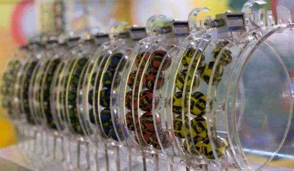 Cine este câștigătorul celui mai mare premiu din istoria Loteriei Române. A ridicat peste 12 milioane de euro