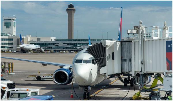 Cu cât a scumpit războiul din Iran biletele de avion, pe distanțe lungi, din Europa