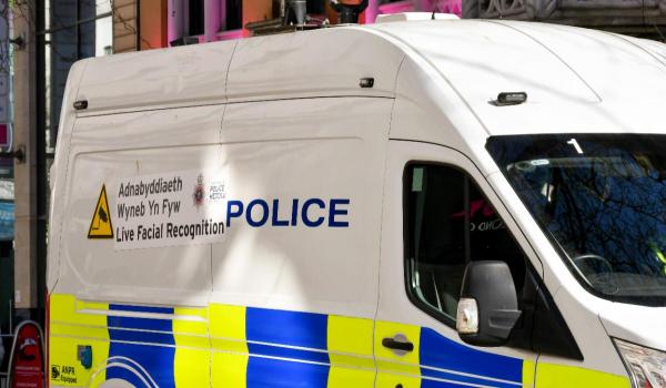 Dubă de poliţie, Ţara Galilor, UK