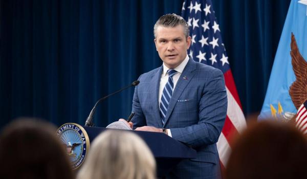 Pete Hegseth anunță că războiul din Iran este "cadoul pentru lume" de la Donald Trump